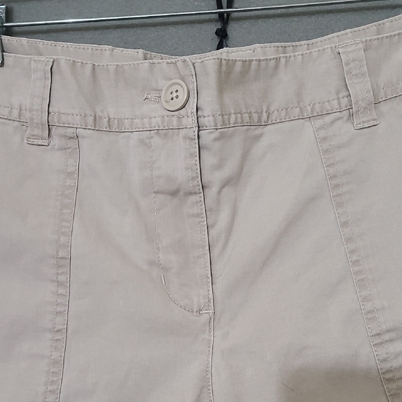 STYLE & CO Women's Casual Flat Front Khaki Tan Shorts - Size 12 - Picture 2 of 13